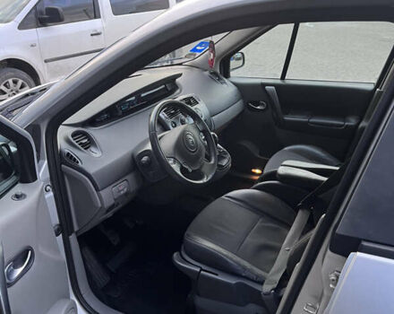 Рено Сценик, объемом двигателя 1.6 л и пробегом 140 тыс. км за 4600 $, фото 3 на Automoto.ua