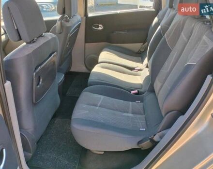 Рено Сценик, объемом двигателя 1.6 л и пробегом 235 тыс. км за 5200 $, фото 8 на Automoto.ua