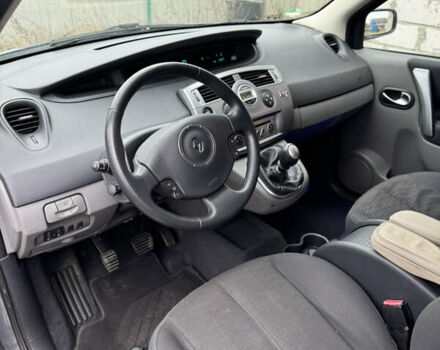 Рено Сценик, объемом двигателя 2 л и пробегом 156 тыс. км за 4750 $, фото 22 на Automoto.ua
