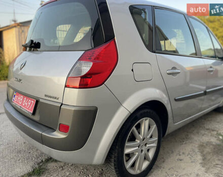 Рено Сценик, объемом двигателя 1.6 л и пробегом 198 тыс. км за 4800 $, фото 12 на Automoto.ua