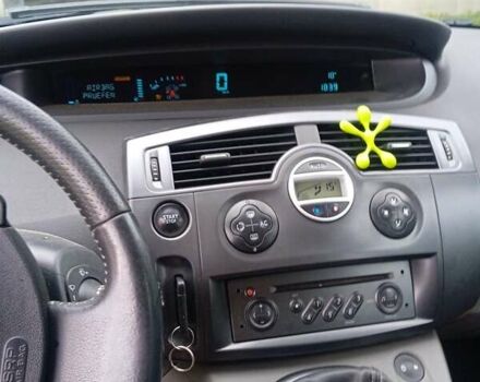 Рено Сценик, объемом двигателя 1.9 л и пробегом 295 тыс. км за 5000 $, фото 5 на Automoto.ua