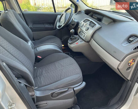 Рено Сценик, объемом двигателя 1.6 л и пробегом 198 тыс. км за 4800 $, фото 58 на Automoto.ua