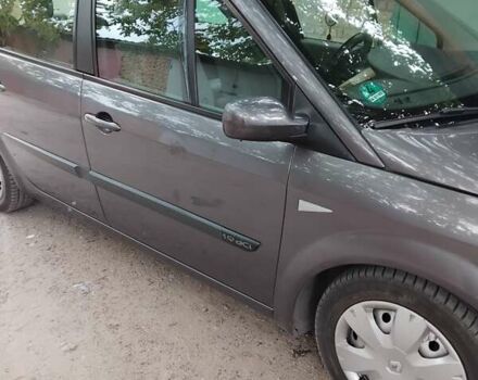 Рено Сценик, объемом двигателя 1.87 л и пробегом 220 тыс. км за 5100 $, фото 2 на Automoto.ua