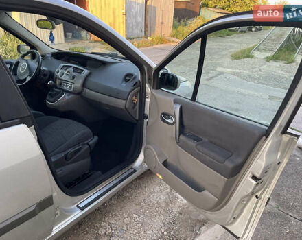 Рено Сценик, объемом двигателя 1.6 л и пробегом 198 тыс. км за 4800 $, фото 56 на Automoto.ua