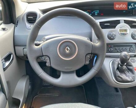 Рено Сценік, об'ємом двигуна 1.6 л та пробігом 210 тис. км за 5590 $, фото 30 на Automoto.ua