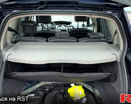 Рено Сценик, объемом двигателя 16 л и пробегом 260 тыс. км за 5500 $, фото 5 на Automoto.ua