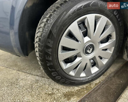 Рено Сценік 2007 у Вінниці на Automoto.ua Рено Сценік, об'ємом двигуна 1.6 л та пробігом 149 тис. км за 5700 $, фото 9 на Automoto.ua