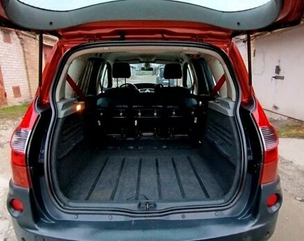 Рено Сценик, объемом двигателя 2 л и пробегом 171 тыс. км за 6250 $, фото 13 на Automoto.ua