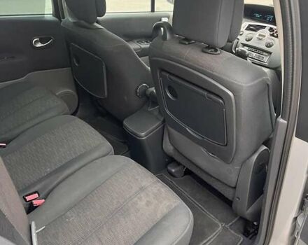 Рено Сценик, объемом двигателя 2 л и пробегом 289 тыс. км за 6499 $, фото 7 на Automoto.ua