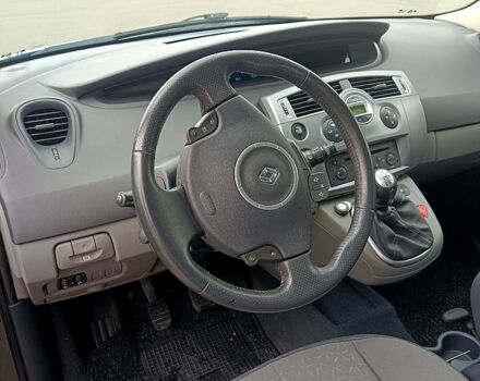 Рено Сценік, об'ємом двигуна 1.6 л та пробігом 240 тис. км за 5850 $, фото 3 на Automoto.ua