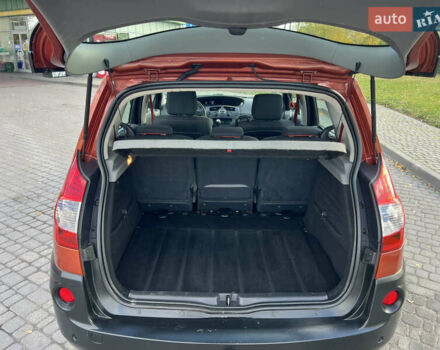 Рено Сценик, объемом двигателя 1.6 л и пробегом 250 тыс. км за 6100 $, фото 20 на Automoto.ua