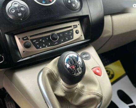 Рено Сценик, объемом двигателя 1.9 л и пробегом 250 тыс. км за 5500 $, фото 13 на Automoto.ua