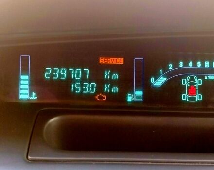 Рено Сценик, объемом двигателя 1.6 л и пробегом 239 тыс. км за 5750 $, фото 5 на Automoto.ua