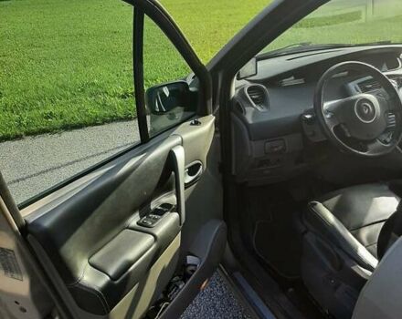 Рено Сценик, объемом двигателя 2 л и пробегом 240 тыс. км за 2282 $, фото 5 на Automoto.ua