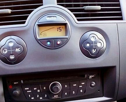 Рено Сценик, объемом двигателя 1.6 л и пробегом 239 тыс. км за 5750 $, фото 6 на Automoto.ua