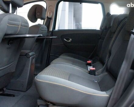 Рено Сценик, объемом двигателя 2 л и пробегом 130 тыс. км за 8200 $, фото 13 на Automoto.ua