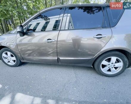 Рено Сценик, объемом двигателя 1.46 л и пробегом 370 тыс. км за 6700 $, фото 1 на Automoto.ua