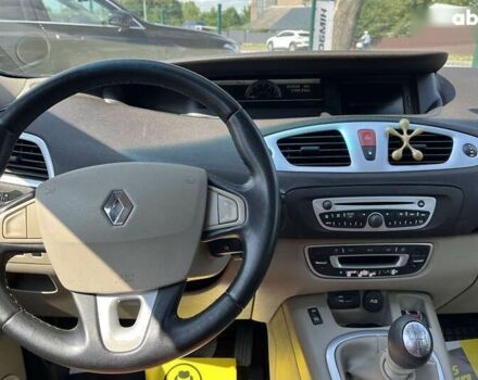 Рено Сценик, объемом двигателя 1.9 л и пробегом 353 тыс. км за 6500 $, фото 17 на Automoto.ua