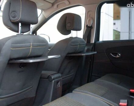 Рено Сценик, объемом двигателя 2 л и пробегом 130 тыс. км за 8200 $, фото 14 на Automoto.ua