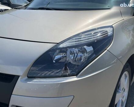 Рено Сценик, объемом двигателя 0 л и пробегом 210 тыс. км за 7300 $, фото 1 на Automoto.ua