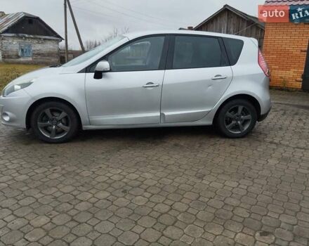 Рено Сценик, объемом двигателя 1.5 л и пробегом 277 тыс. км за 5950 $, фото 7 на Automoto.ua