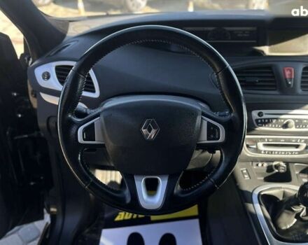 Рено Сценик, объемом двигателя 1.5 л и пробегом 278 тыс. км за 7700 $, фото 19 на Automoto.ua