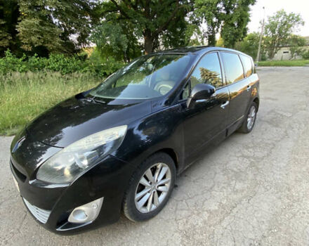 Рено Сценик, объемом двигателя 2 л и пробегом 280 тыс. км за 7300 $, фото 5 на Automoto.ua