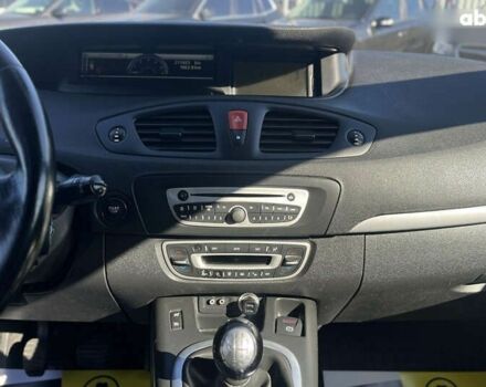Рено Сценик 2010 в Мукачево на Automoto.ua Рено Сценик, объемом двигателя 1.5 л и пробегом 277 тыс. км за 8200 $, фото 24 на Automoto.ua