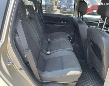 Рено Сценик, объемом двигателя 0 л и пробегом 210 тыс. км за 7300 $, фото 16 на Automoto.ua