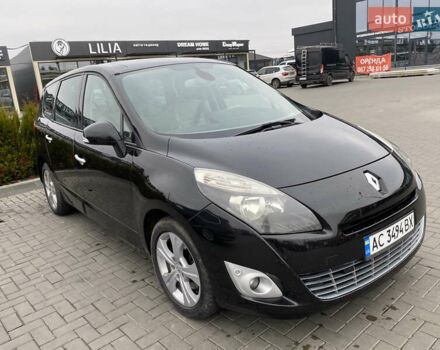 Рено Сценік, об'ємом двигуна 2 л та пробігом 280 тис. км за 7500 $, фото 9 на Automoto.ua