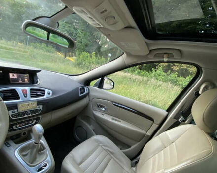 Рено Сценик, объемом двигателя 2 л и пробегом 280 тыс. км за 7300 $, фото 14 на Automoto.ua