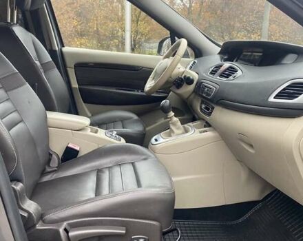 Рено Сценік, об'ємом двигуна 1.6 л та пробігом 196 тис. км за 7800 $, фото 16 на Automoto.ua
