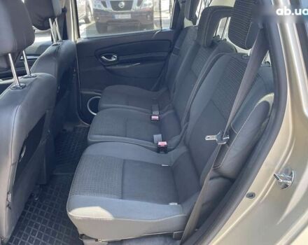 Рено Сценик, объемом двигателя 0 л и пробегом 210 тыс. км за 7300 $, фото 12 на Automoto.ua