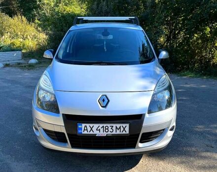 Рено Сценик 2010 в Харькове на Automoto.ua Рено Сценик, объемом двигателя 1.4 л и пробегом 241 тыс. км за 6100 $, фото 1 на Automoto.ua