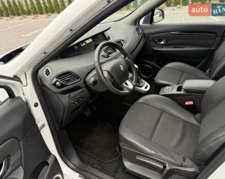 Рено Сценик, объемом двигателя 1.5 л и пробегом 257 тыс. км за 6999 $, фото 17 на Automoto.ua