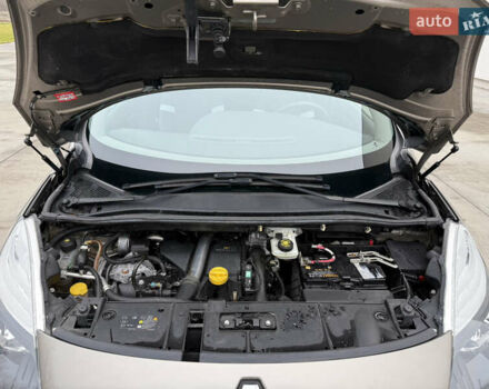 Рено Сценик, объемом двигателя 1.5 л и пробегом 153 тыс. км за 7999 $, фото 20 на Automoto.ua