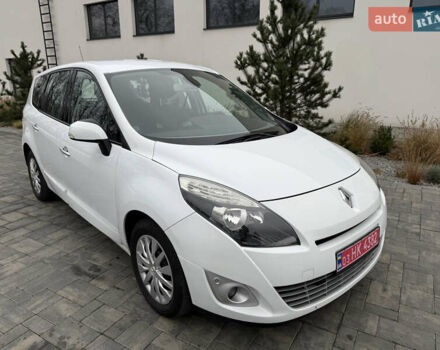 Рено Сценик, объемом двигателя 1.5 л и пробегом 257 тыс. км за 6999 $, фото 4 на Automoto.ua