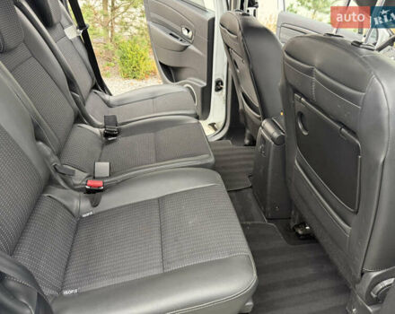 Рено Сценик, объемом двигателя 1.5 л и пробегом 257 тыс. км за 6999 $, фото 34 на Automoto.ua