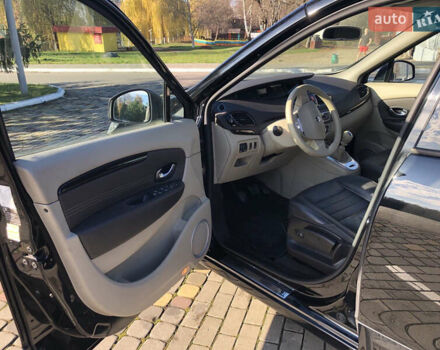 Рено Сценик, объемом двигателя 1.6 л и пробегом 248 тыс. км за 8300 $, фото 35 на Automoto.ua