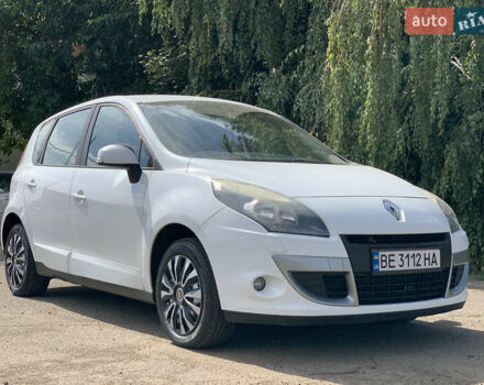 Рено Сценик, объемом двигателя 2 л и пробегом 253 тыс. км за 8100 $, фото 6 на Automoto.ua
