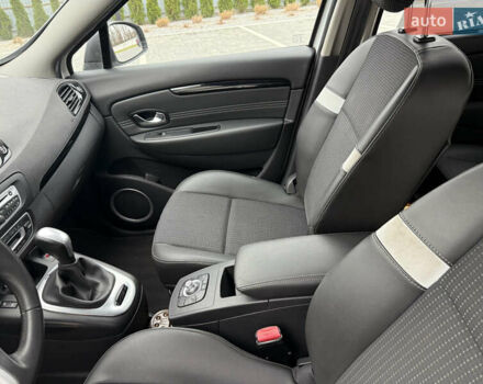 Рено Сценик, объемом двигателя 1.5 л и пробегом 257 тыс. км за 6999 $, фото 19 на Automoto.ua