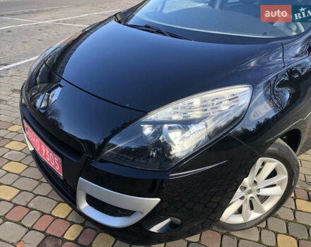 Рено Сценик, объемом двигателя 1.6 л и пробегом 248 тыс. км за 8300 $, фото 3 на Automoto.ua