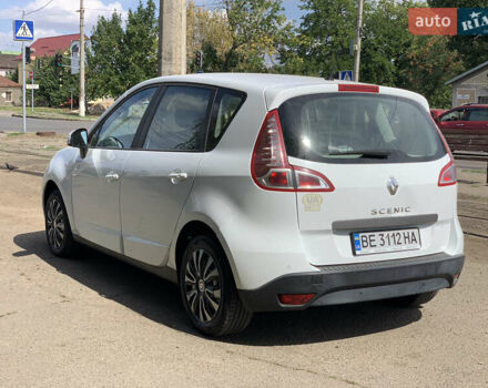 Рено Сценик, объемом двигателя 2 л и пробегом 253 тыс. км за 8100 $, фото 2 на Automoto.ua