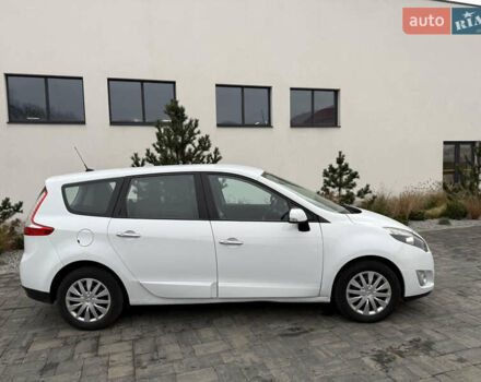 Рено Сценик, объемом двигателя 1.5 л и пробегом 257 тыс. км за 6999 $, фото 7 на Automoto.ua