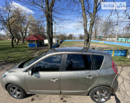 Рено Сценик, объемом двигателя 1.5 л и пробегом 224 тыс. км за 7900 $, фото 6 на Automoto.ua