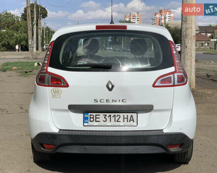 Рено Сценик, объемом двигателя 2 л и пробегом 253 тыс. км за 8100 $, фото 3 на Automoto.ua