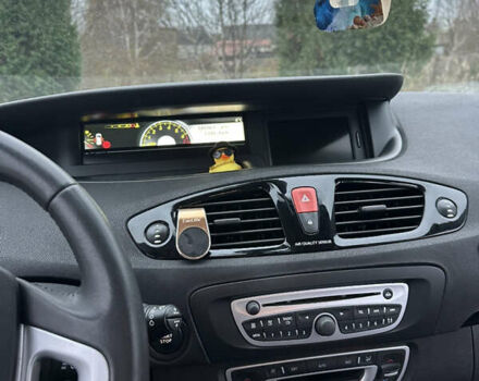 Рено Сценик 2011 в Ровно на Automoto.ua Рено Сценик, объемом двигателя 1.4 л и пробегом 146 тыс. км за 6300 $, фото 12 на Automoto.ua