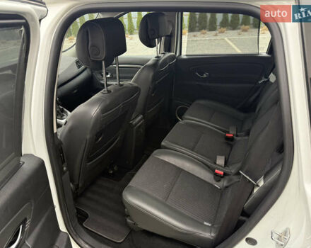 Рено Сценик, объемом двигателя 1.5 л и пробегом 257 тыс. км за 6999 $, фото 21 на Automoto.ua