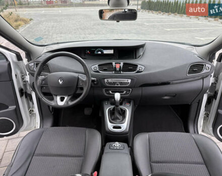 Рено Сценик, объемом двигателя 1.5 л и пробегом 257 тыс. км за 6999 $, фото 37 на Automoto.ua