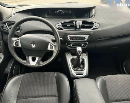 Рено Сценик, объемом двигателя 1.5 л и пробегом 328 тыс. км за 7490 $, фото 23 на Automoto.ua